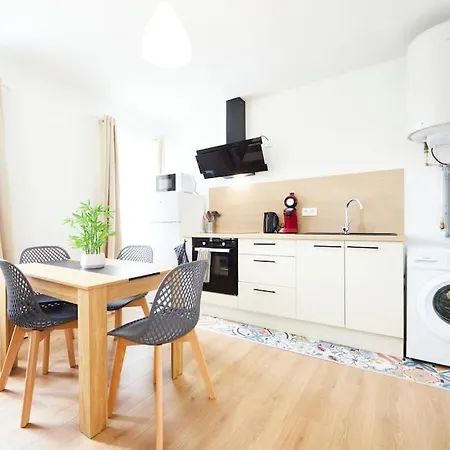 Apartment Rb-2D - Joli 2 Pieces Tout Equipe Au 2Eme Etage 1 A 3 Pers Mülhausen